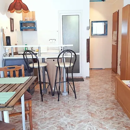 아파트 La Piccola Porta, равда, българия