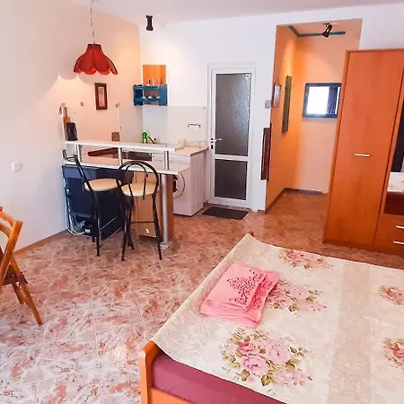La Piccola Porta, равда, българия Appartamento